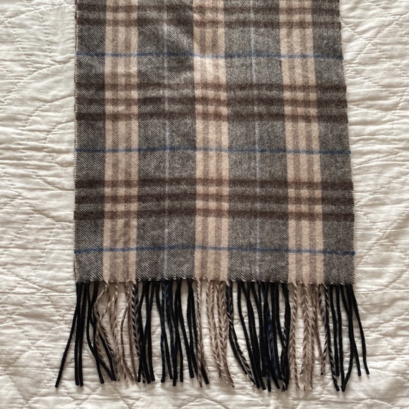 Wool/Cashmere Enzo Mantovani Scarf - Picture 7 of 10